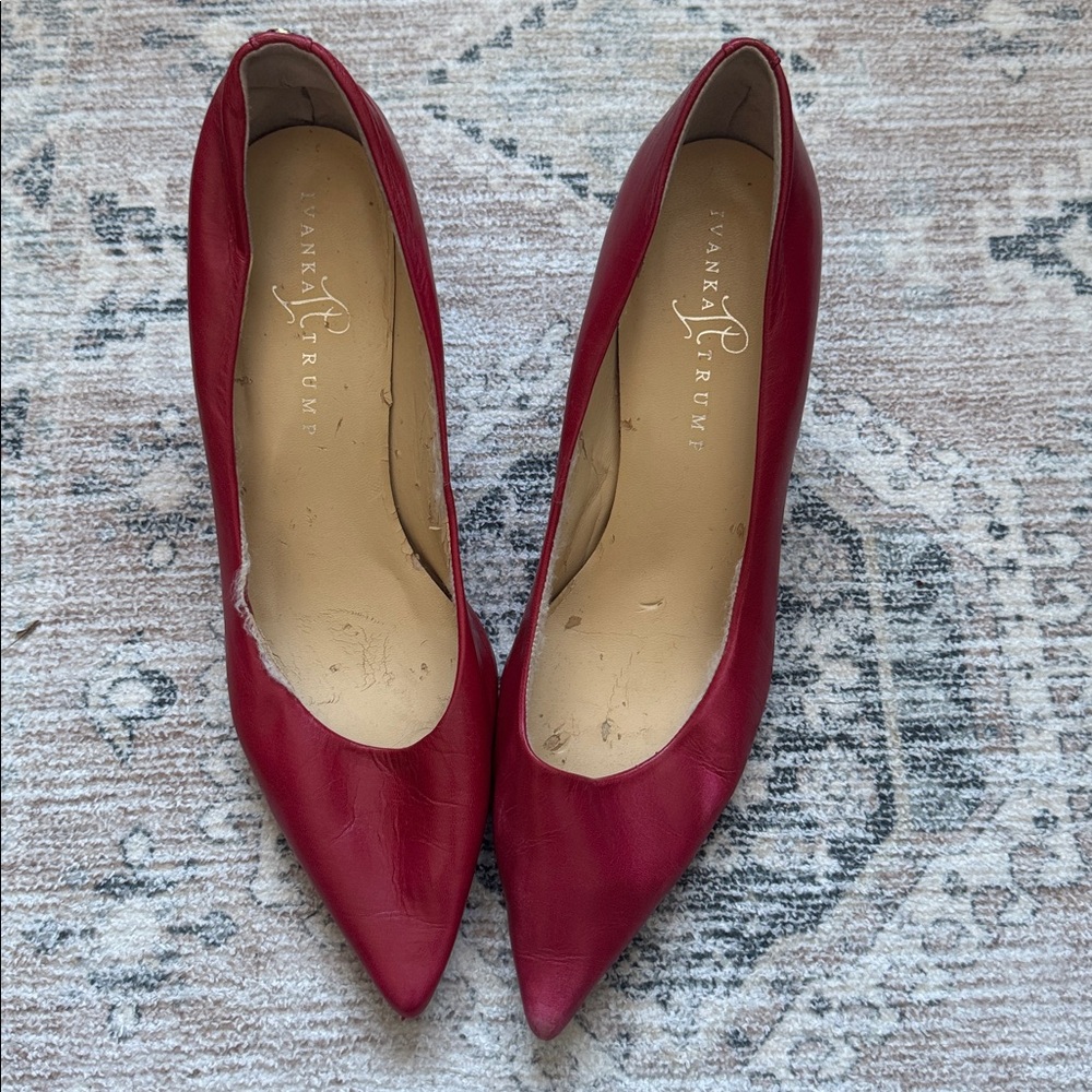 Pink Ivanka trump heels coach flip flops and mk flip flop only left shoes